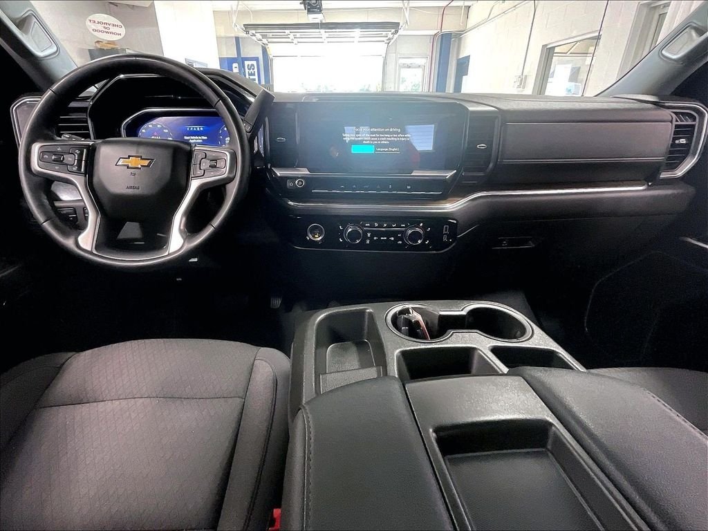 Used 2023 Red Chevrolet LT image 21