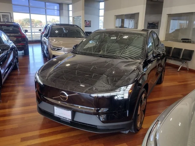 2025 Volvo EX30 Plus