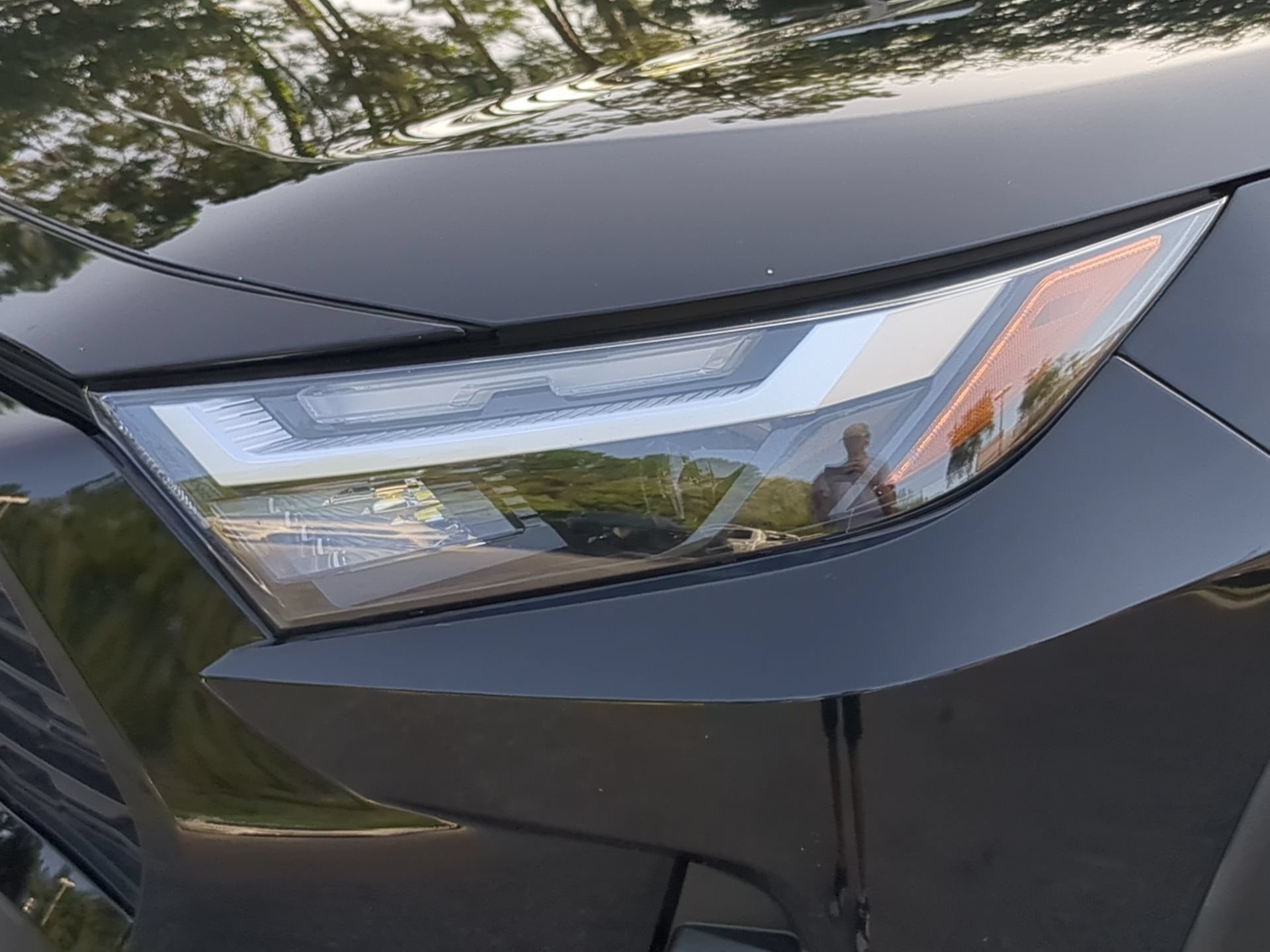 Used 2023 Midnight Black Metallic Toyota Hybrid XLE Premium image 43