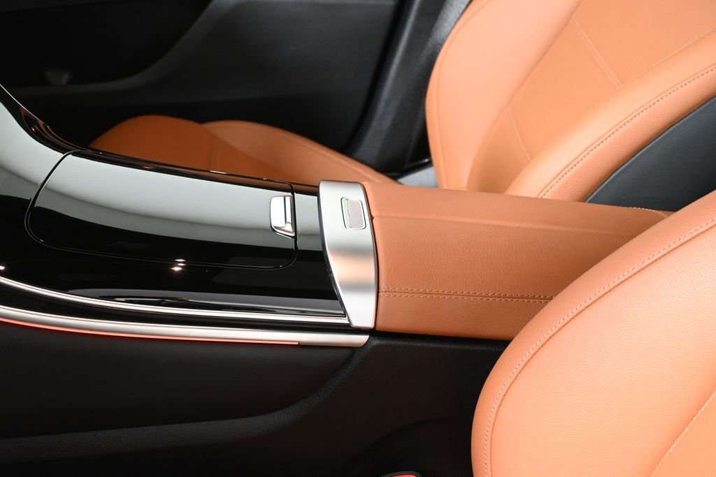 2026 Mercedes-Benz GLC Base - Photo 24
