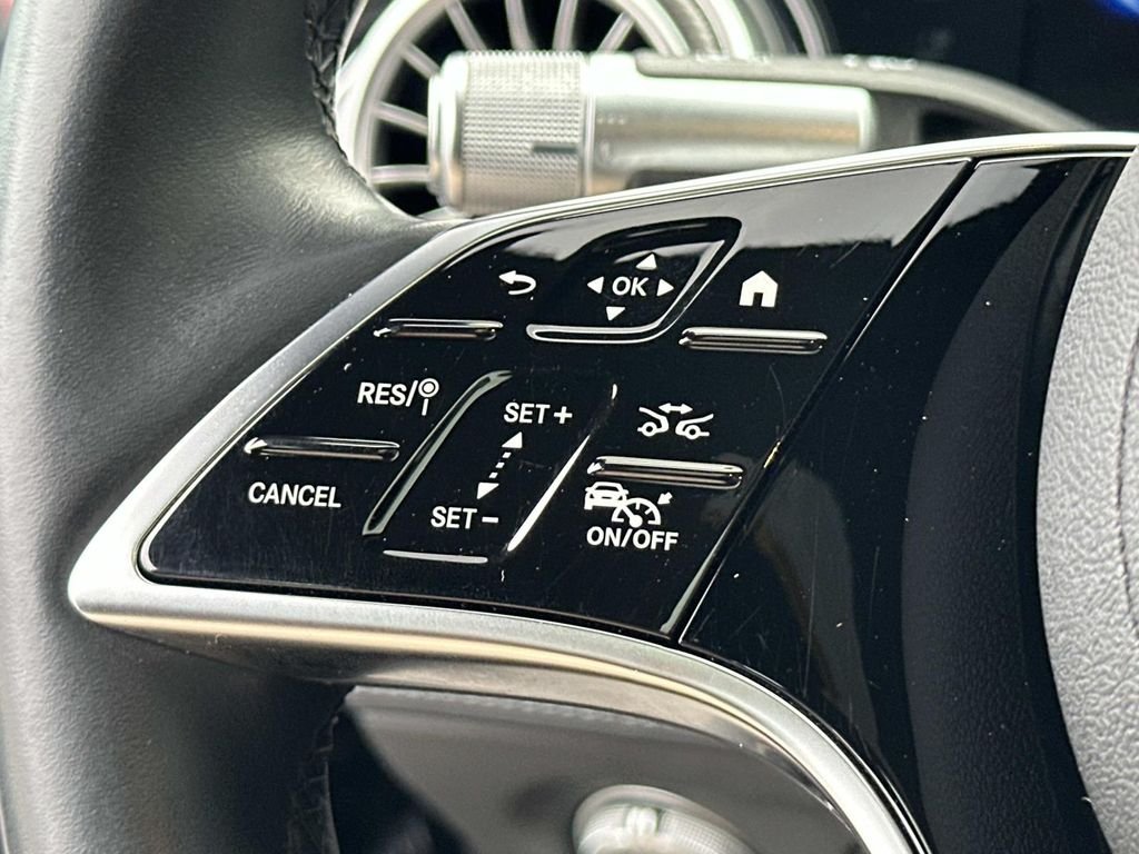 Certified Used 2023 Obsidian Black Metallic Mercedes-Benz 580 image 26