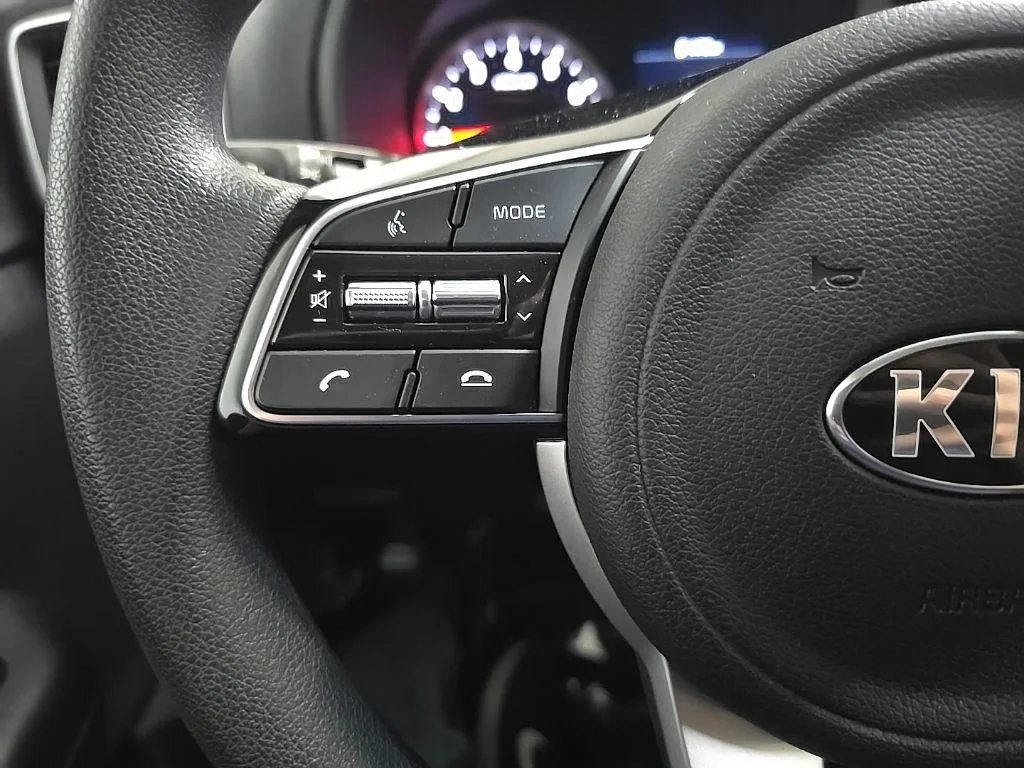 Used 2020 Silver Kia LX image 19