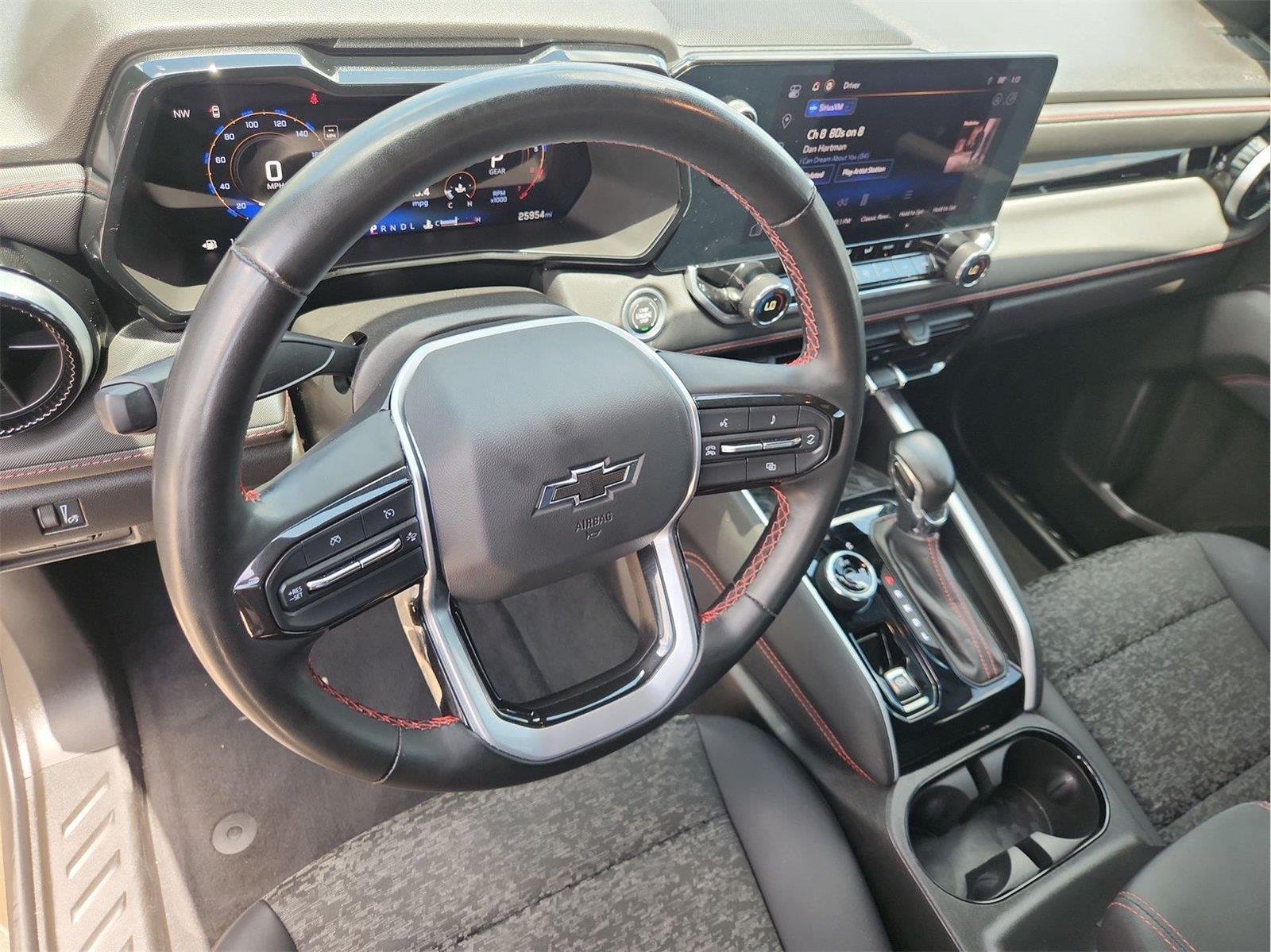 2024 Chevrolet Colorado Z71 - Photo 10