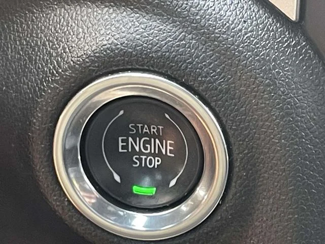 Used 2020 Red Chevrolet RST image 30