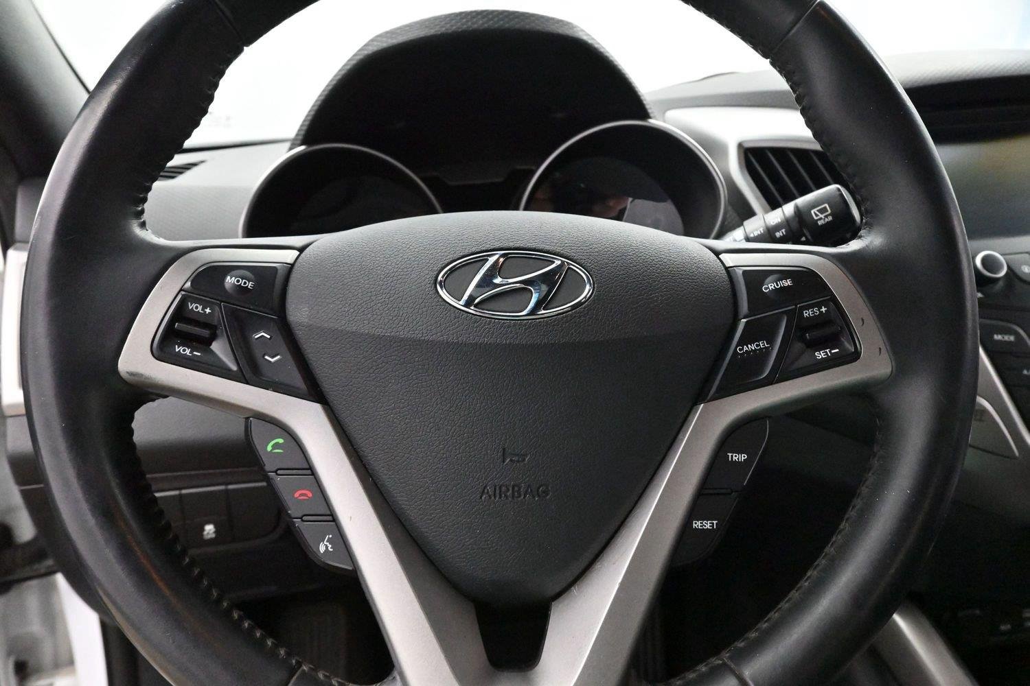 Used 2017 Century White Hyundai Value Edition image 15