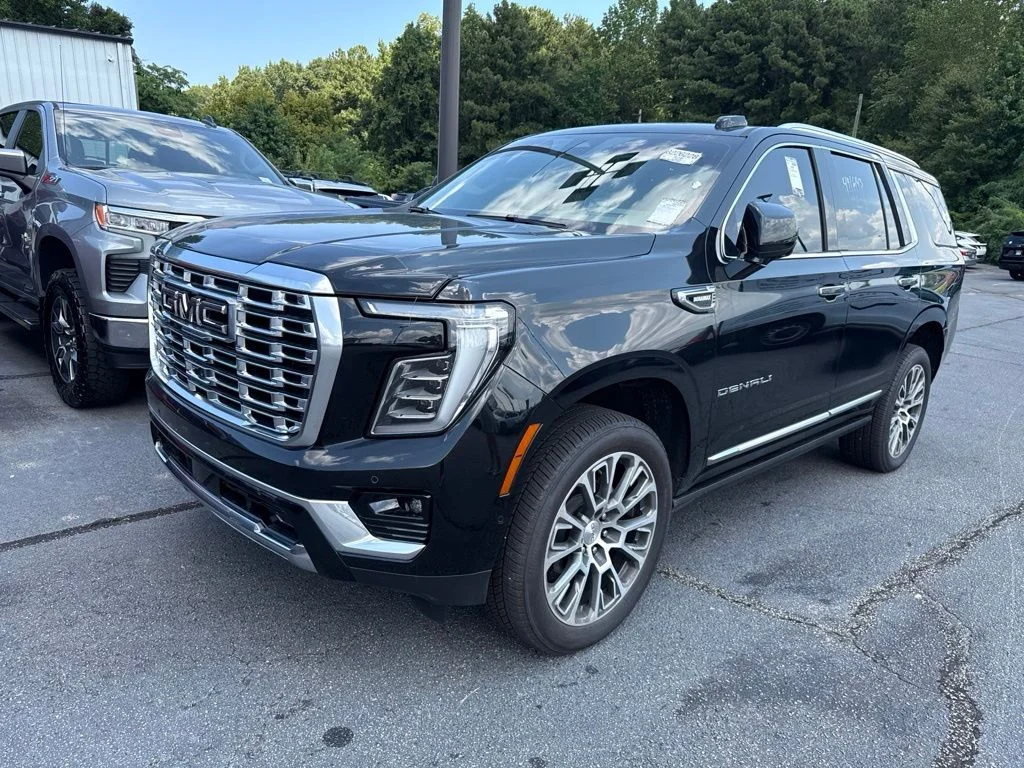 Used 2025 Black GMC Denali image 1