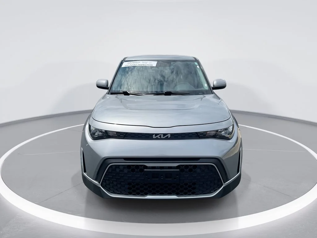 Used 2025 Gray Kia LX image 3