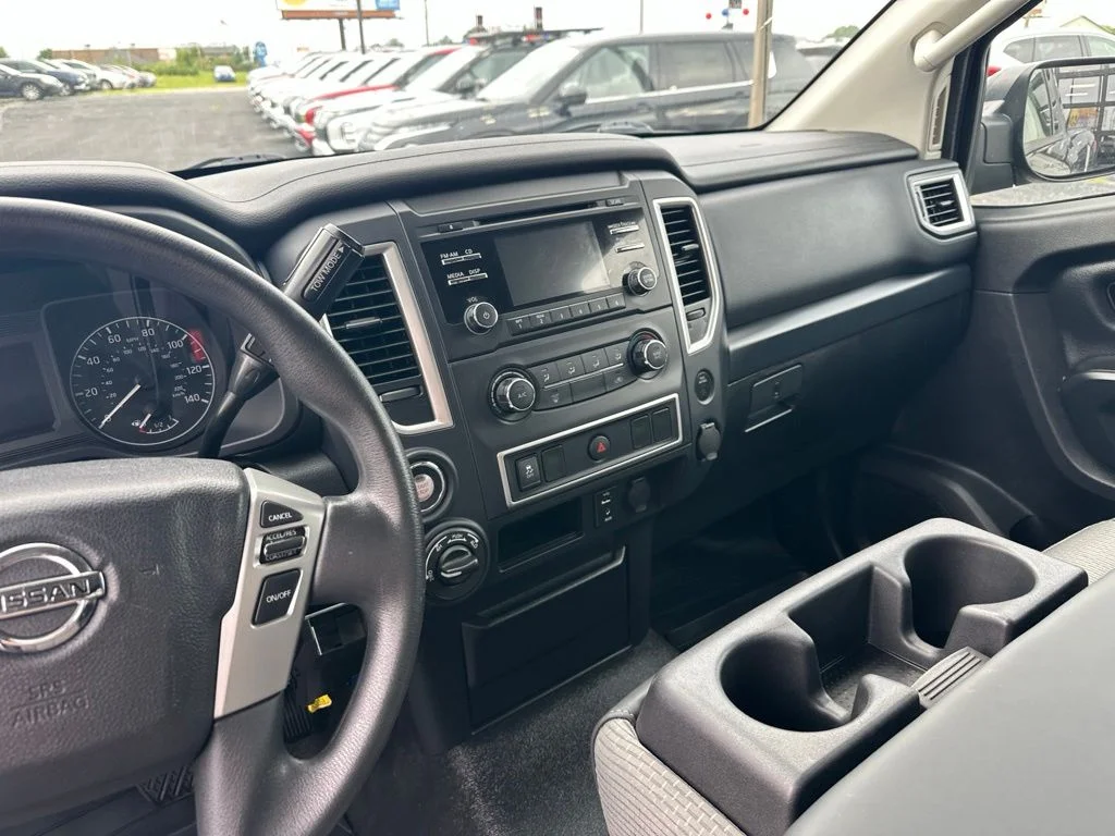Used 2018 Black Nissan S image 20