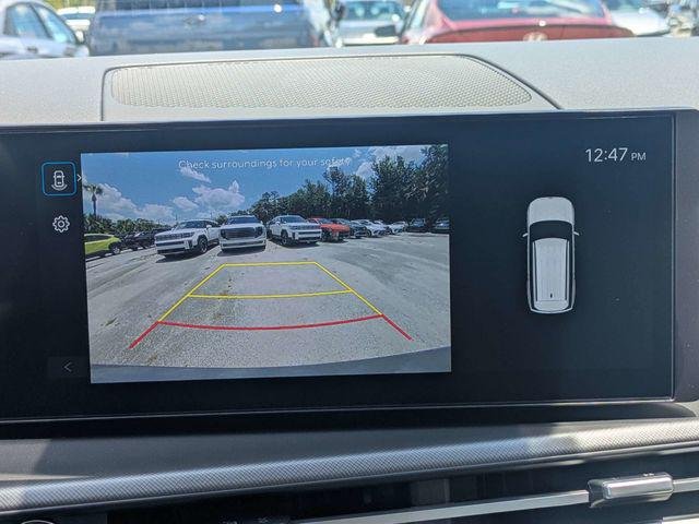 New 2026 Gray Hyundai SEL FWD image 22