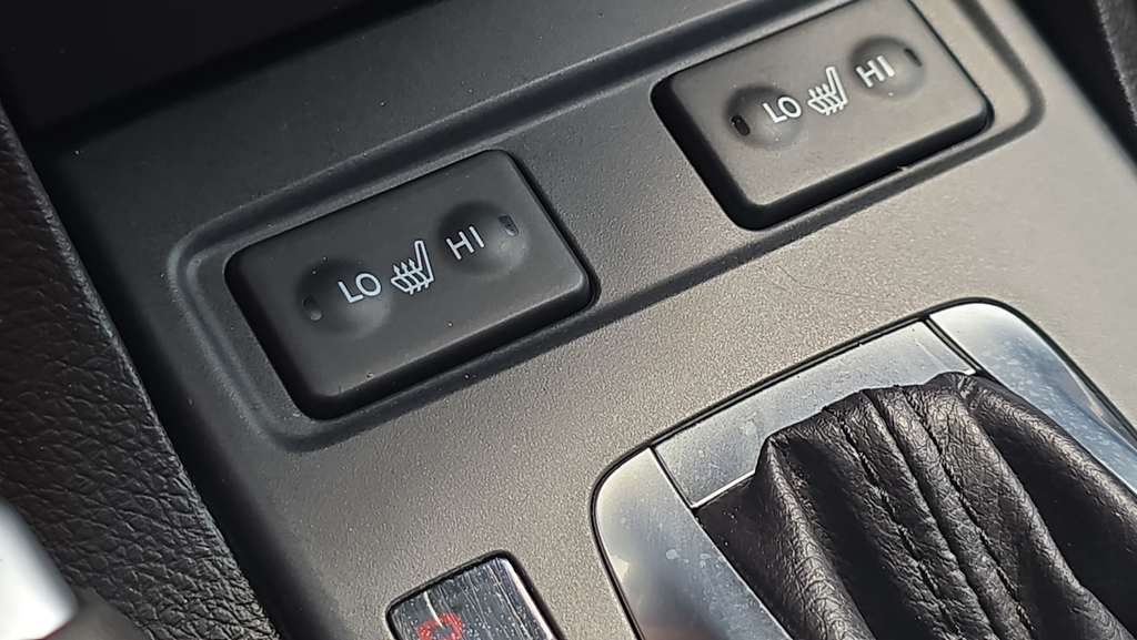 Used 2021 White Acura Premium and A-SPEC Packages image 25