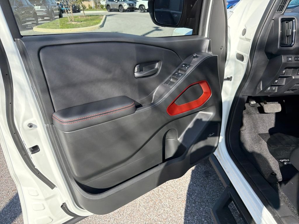 New 2026 Nissan Frontier PRO-4X 4D Crew Cab