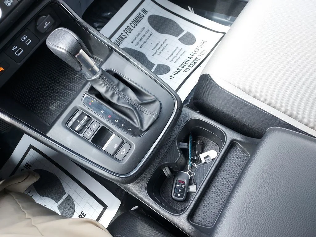 Used 2025  Honda EX image 14