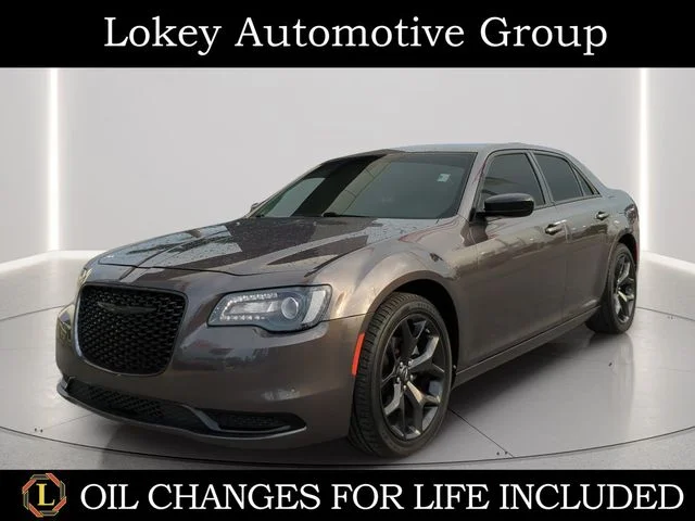 2023 Chrysler 300 Touring