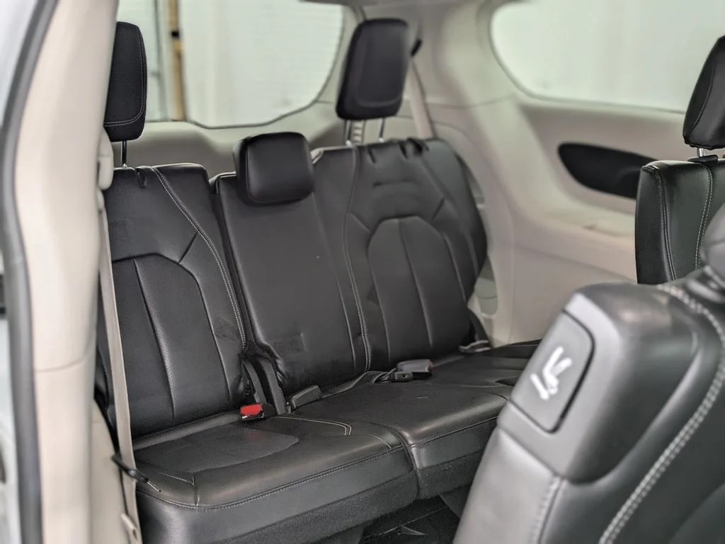 Used 2024 White Chrysler Touring L image 20