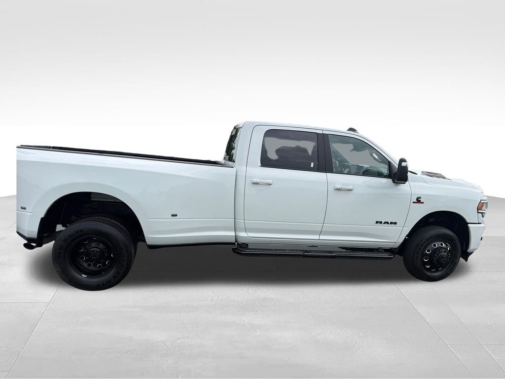 Used 2024 White Ram Laramie image 6