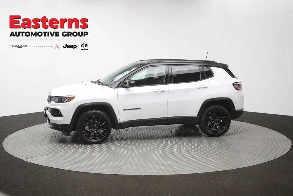 Certified Used 2023 White Jeep Latitude image 62