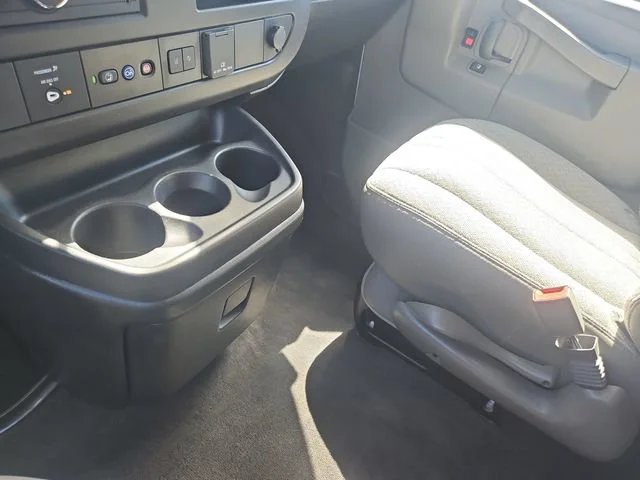 Used 2023 Summit White Chevrolet 1LT image 24