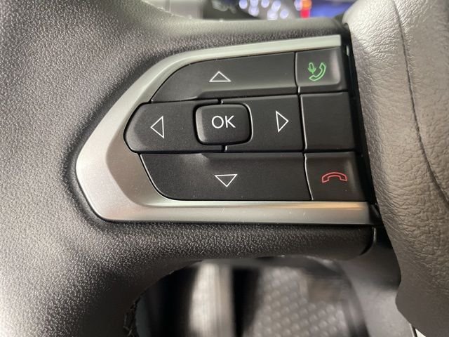 New 2026 Hydro Blue Pearlcoat Jeep Latitude image 26