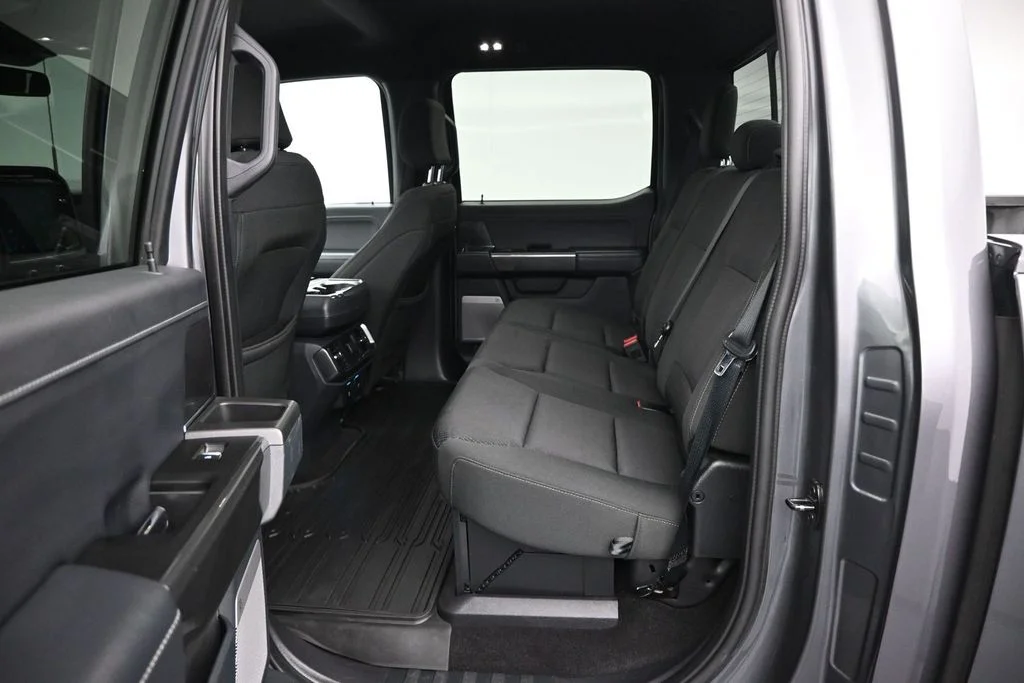 Used 2023 Gray Ford XLT image 20