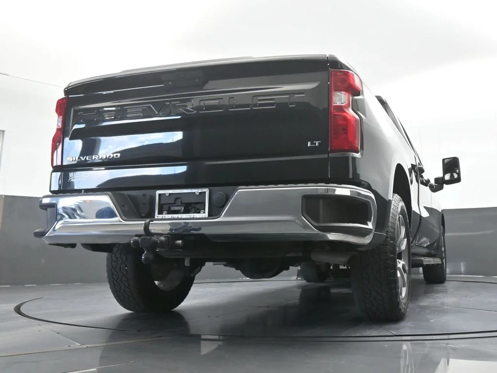 Used 2021 Black Chevrolet LT image 59