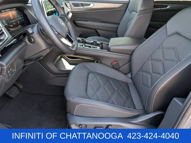 Used 2024 Gray Volkswagen 2.0T SE w/Technology image 19