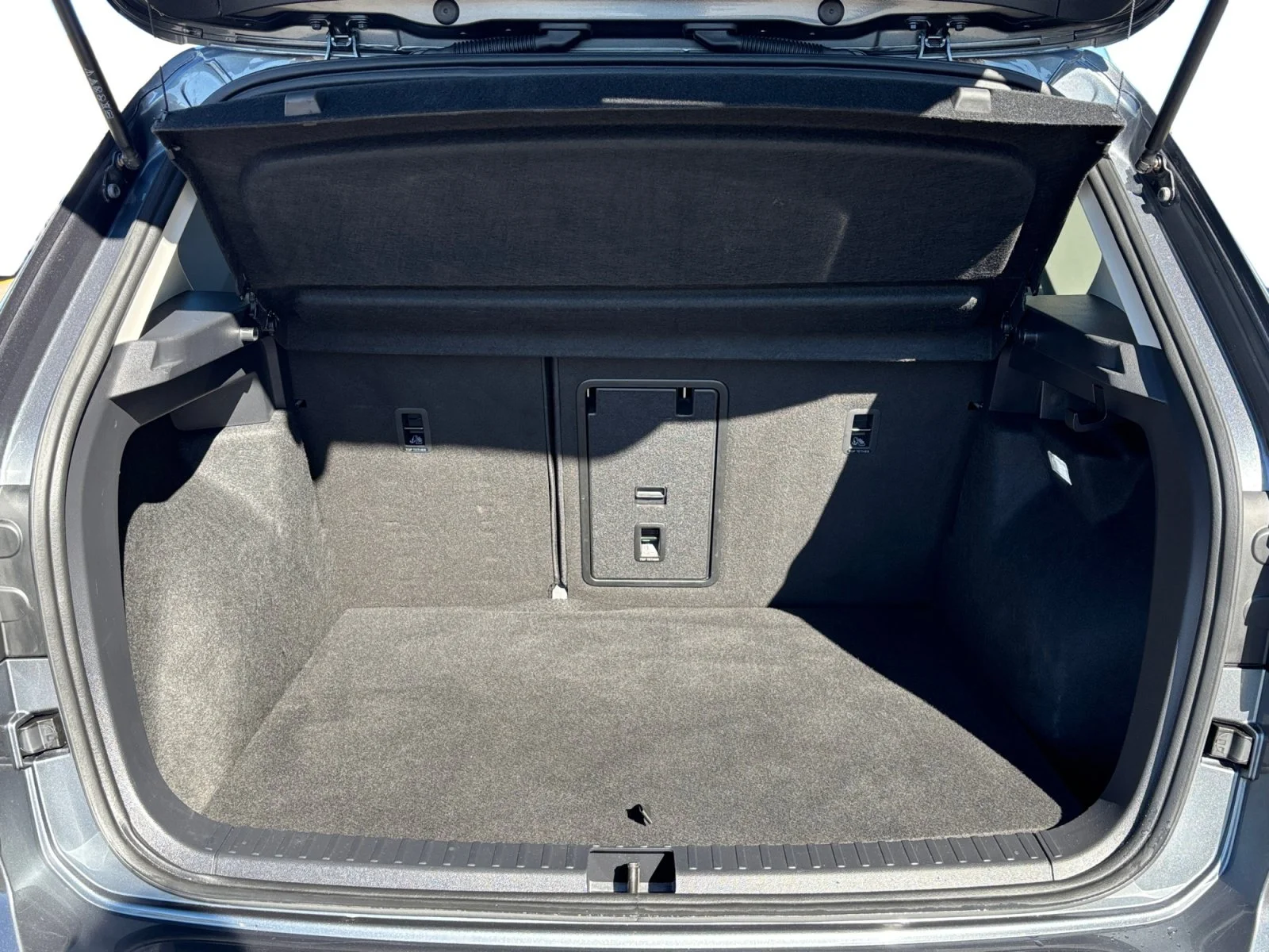 Used 2026 Gray Volkswagen Comfortline image 19