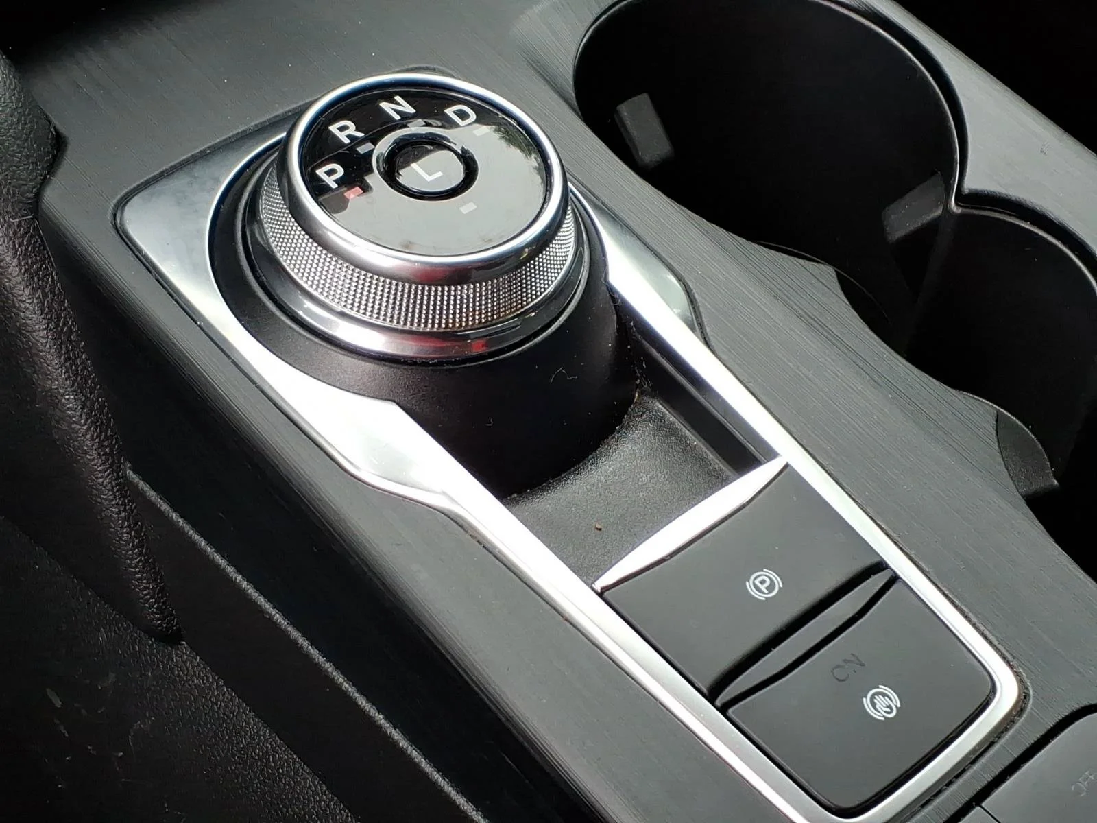 Used 2024 Oxford White Ford Active image 17
