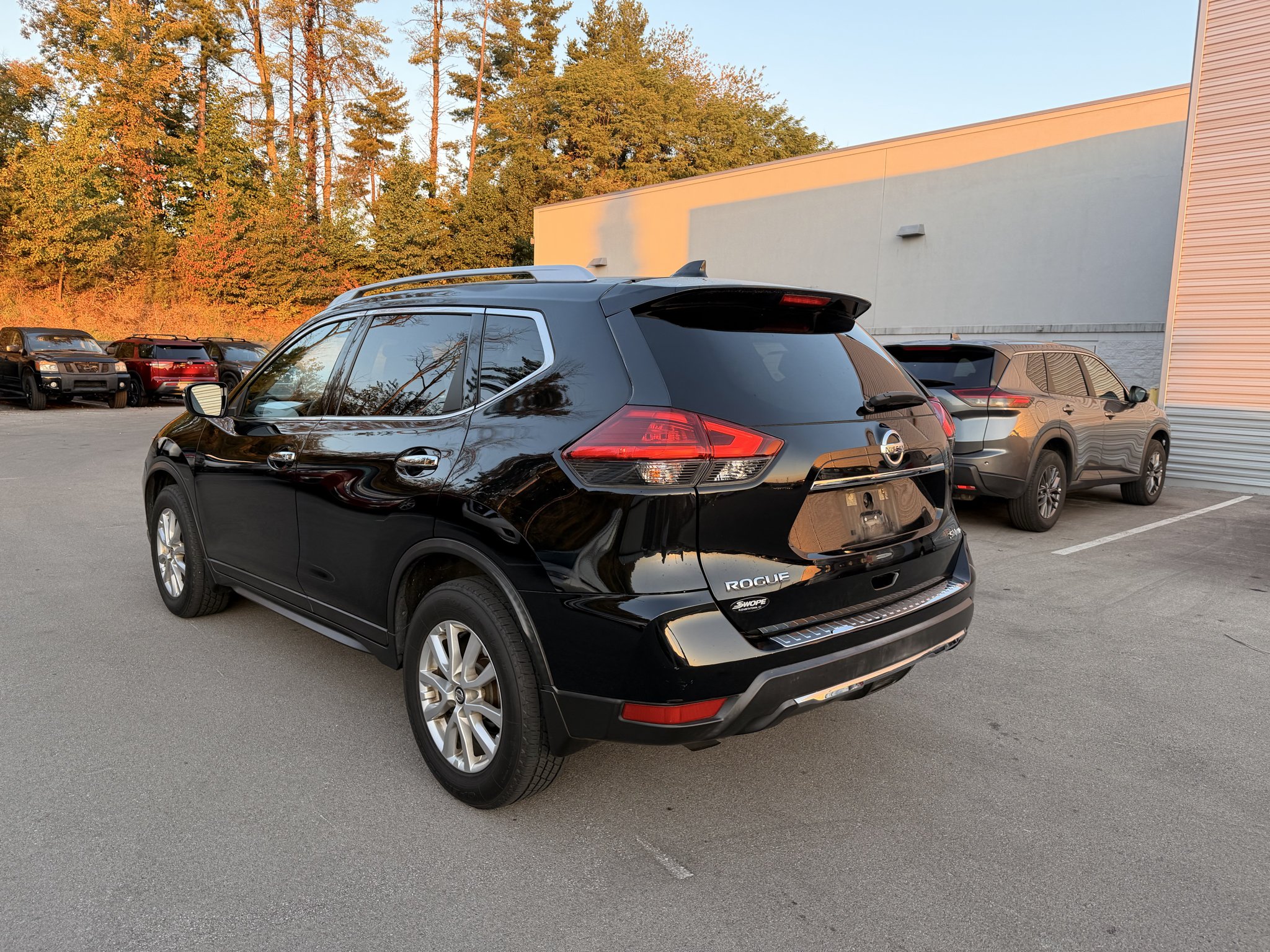 Certified Used 2017 Magnetic Black Nissan SV image 5