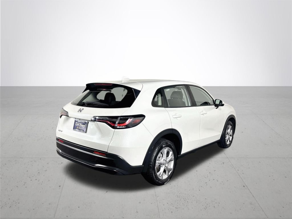 Used 2024 Platinum White Pearl Honda LX image 6