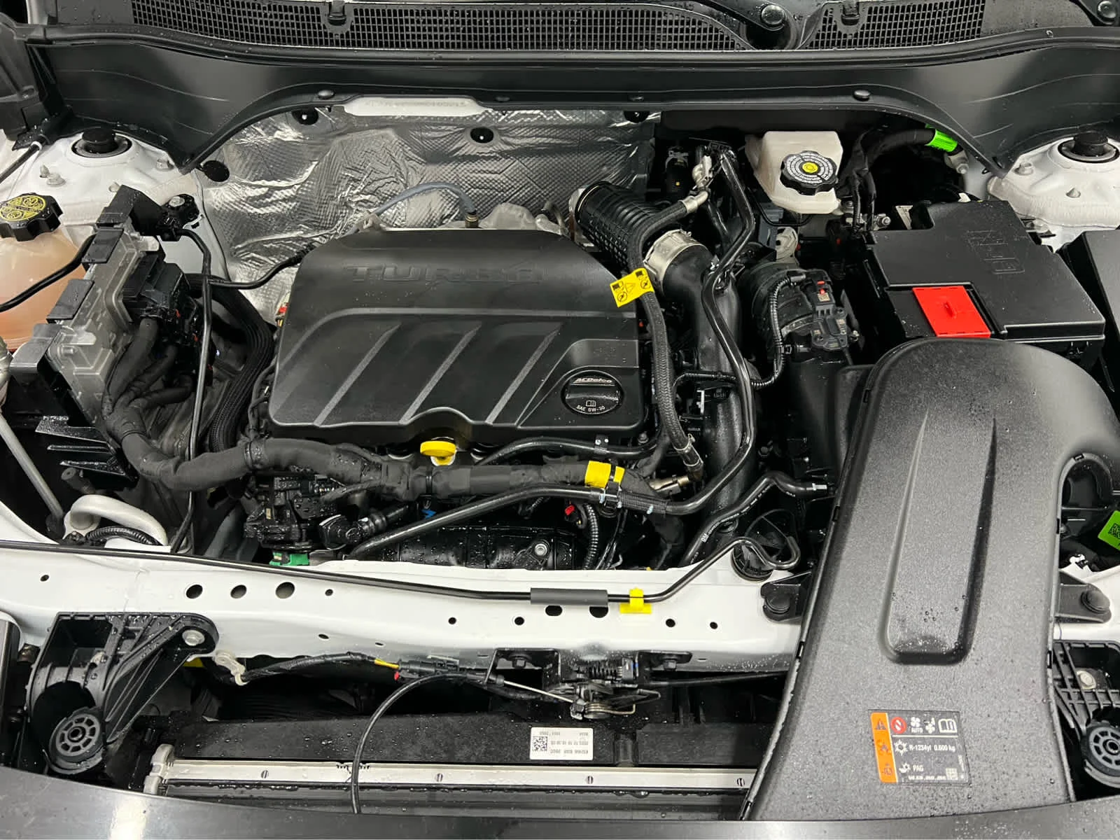 Used 2024 Summit White Chevrolet ACTIV image 27