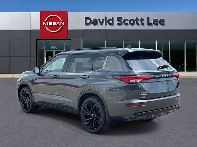 Used 2026 Gray Nissan Platinum image 11