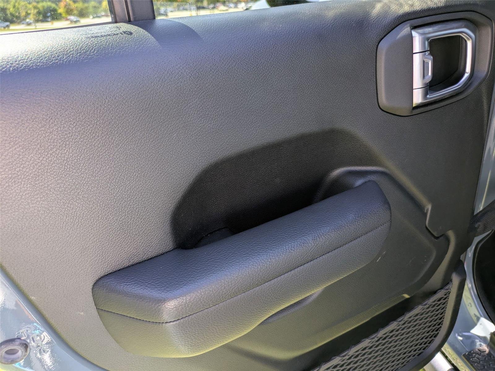 Used 2024 Anvil Clear Coat Jeep Rubicon image 26