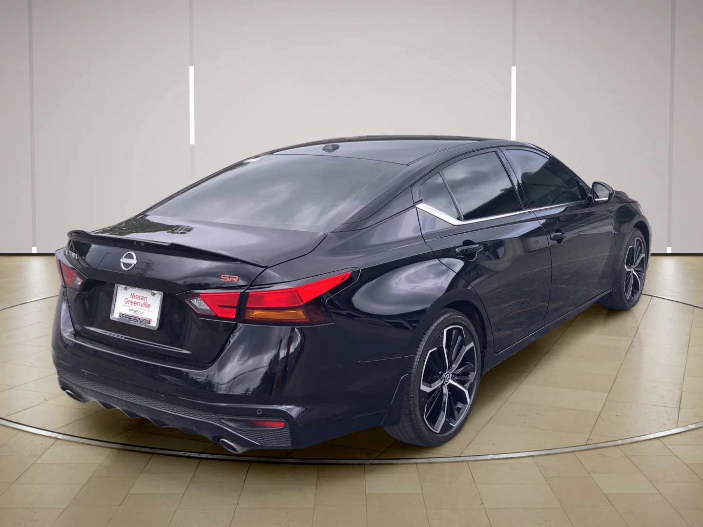 Certified Used 2024 Super Black Nissan 2.5 SR image 6