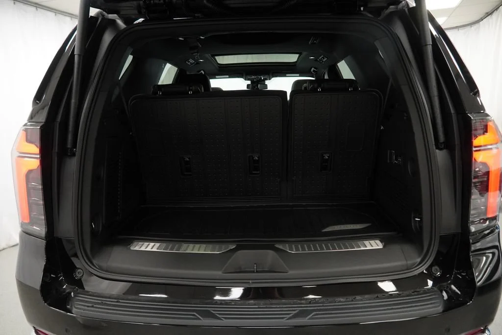 New 2026 Black Chevrolet Premier image 27