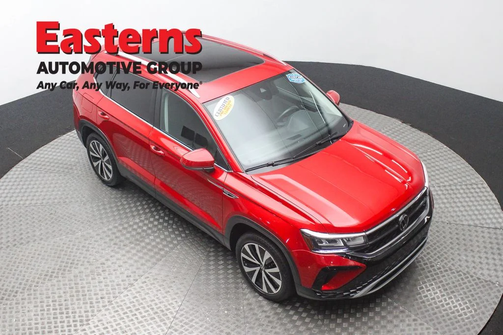 Used 2022 Red Volkswagen 1.5T SE image 3