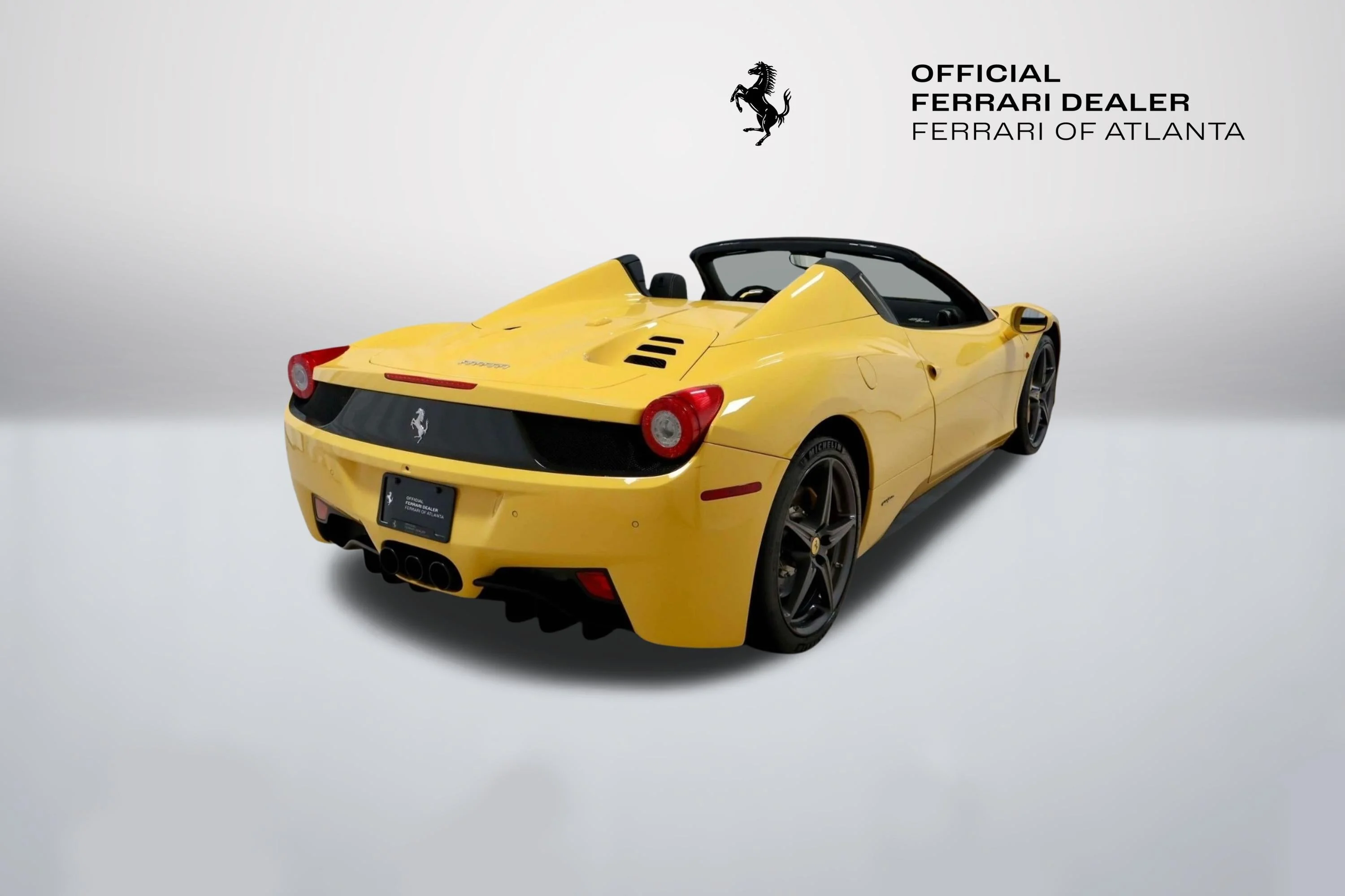 Used 2013 Giallo Modena Ferrari  image 5
