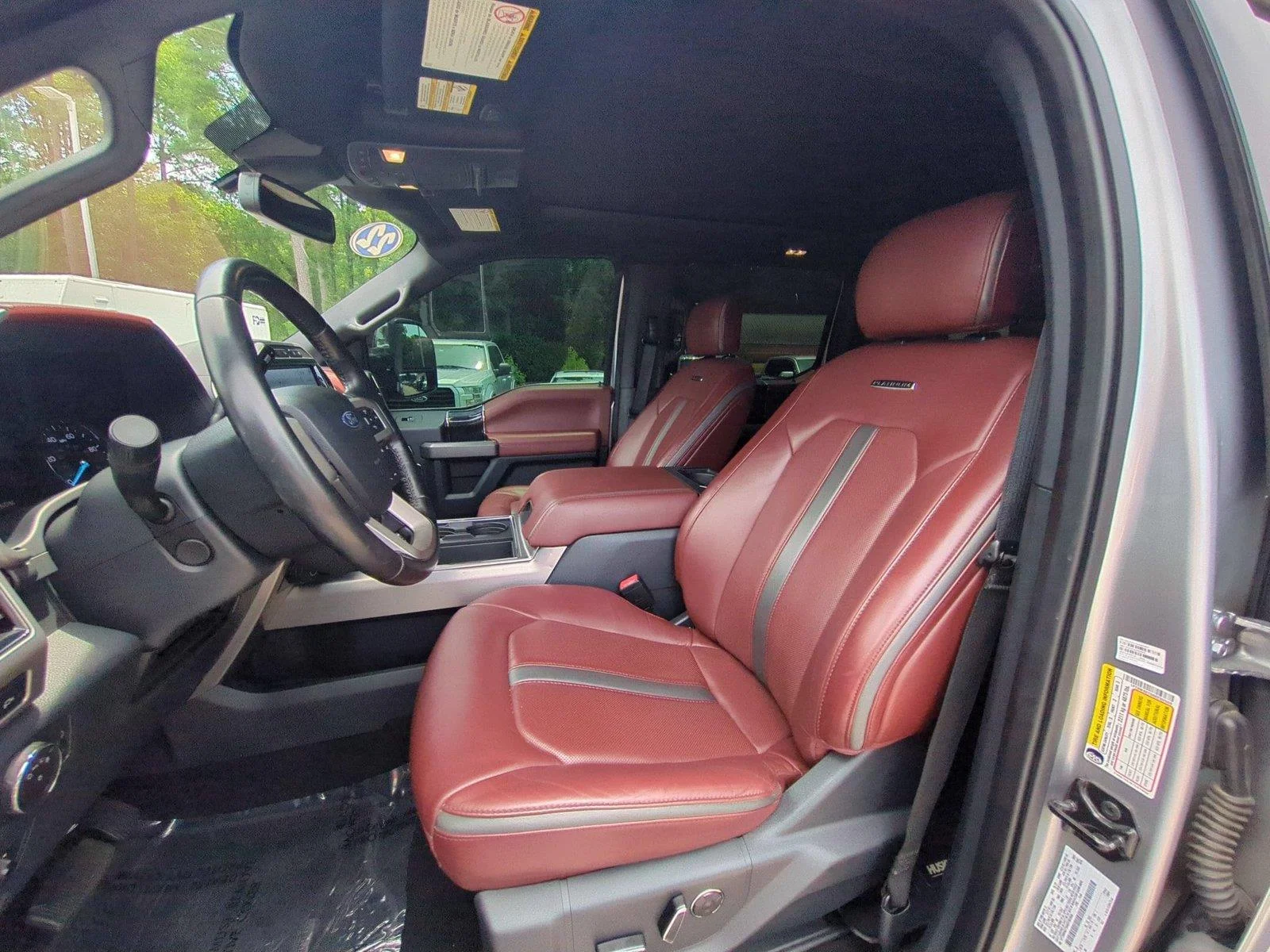 Used 2022 Agate Black Metallic Ford King Ranch image 18