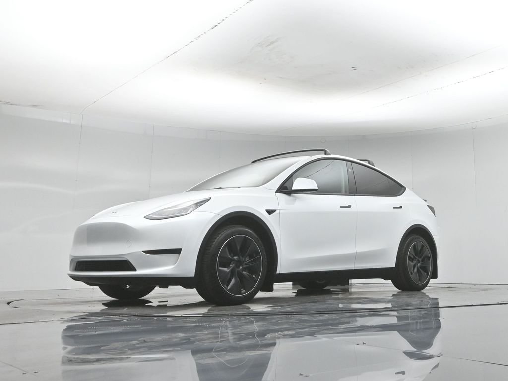 Used 2023 White Tesla Long Range image 41