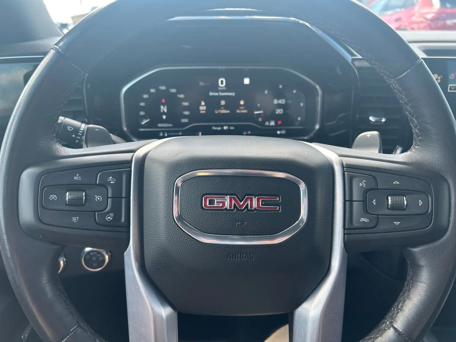 Used 2023 Summit White GMC SLT Crew Cab image 22