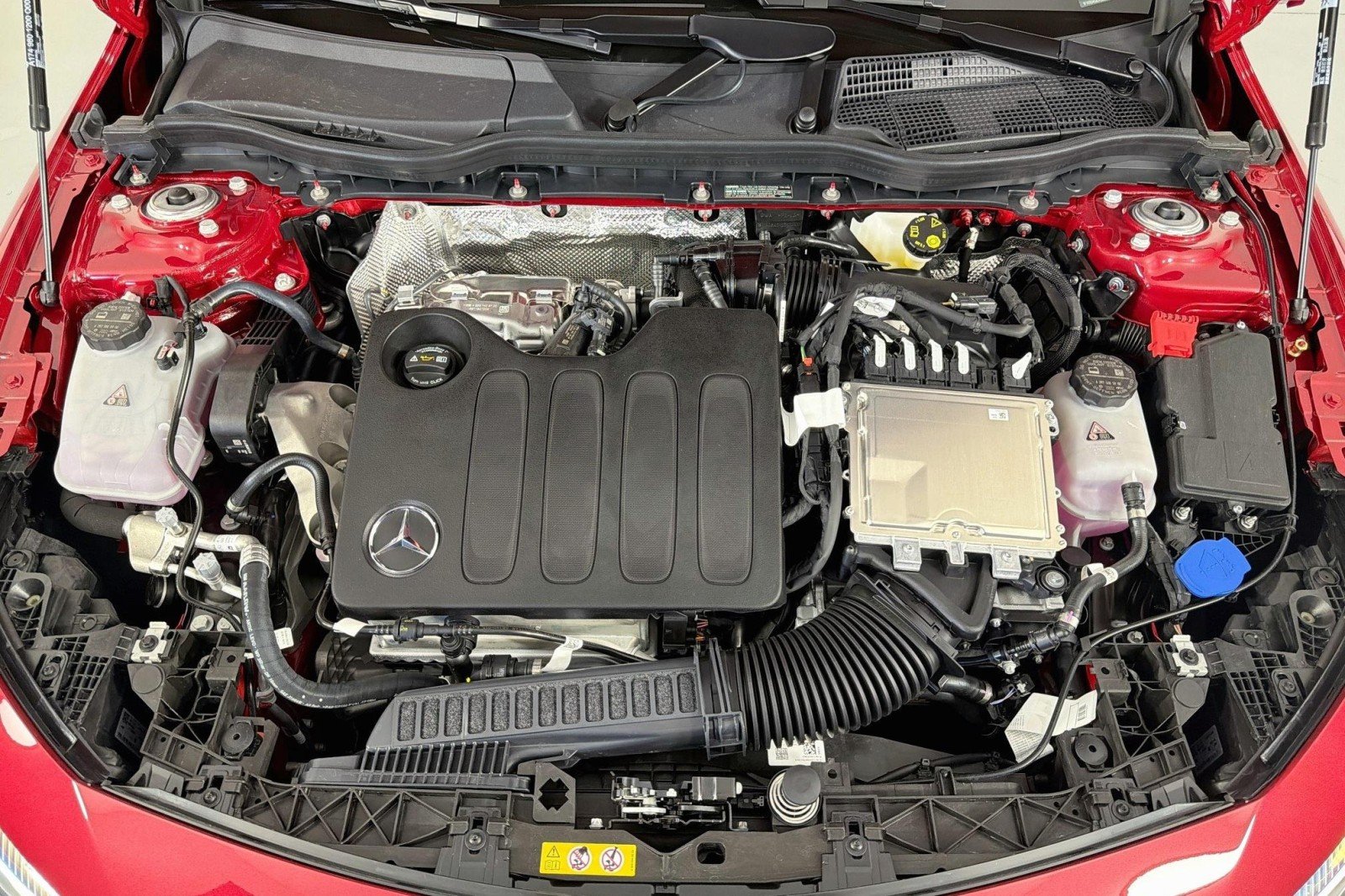 New 2027 MANUFAKTUR Patagonia Red Mercedes-Benz CLA 220 Hybrid image 10