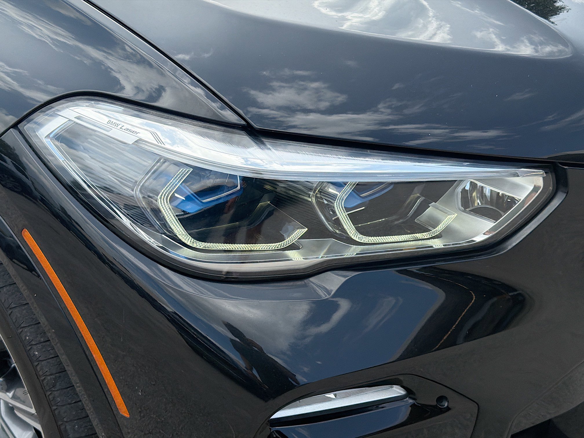 Used 2021 Black Sapphire Metallic BMW M50i image 32