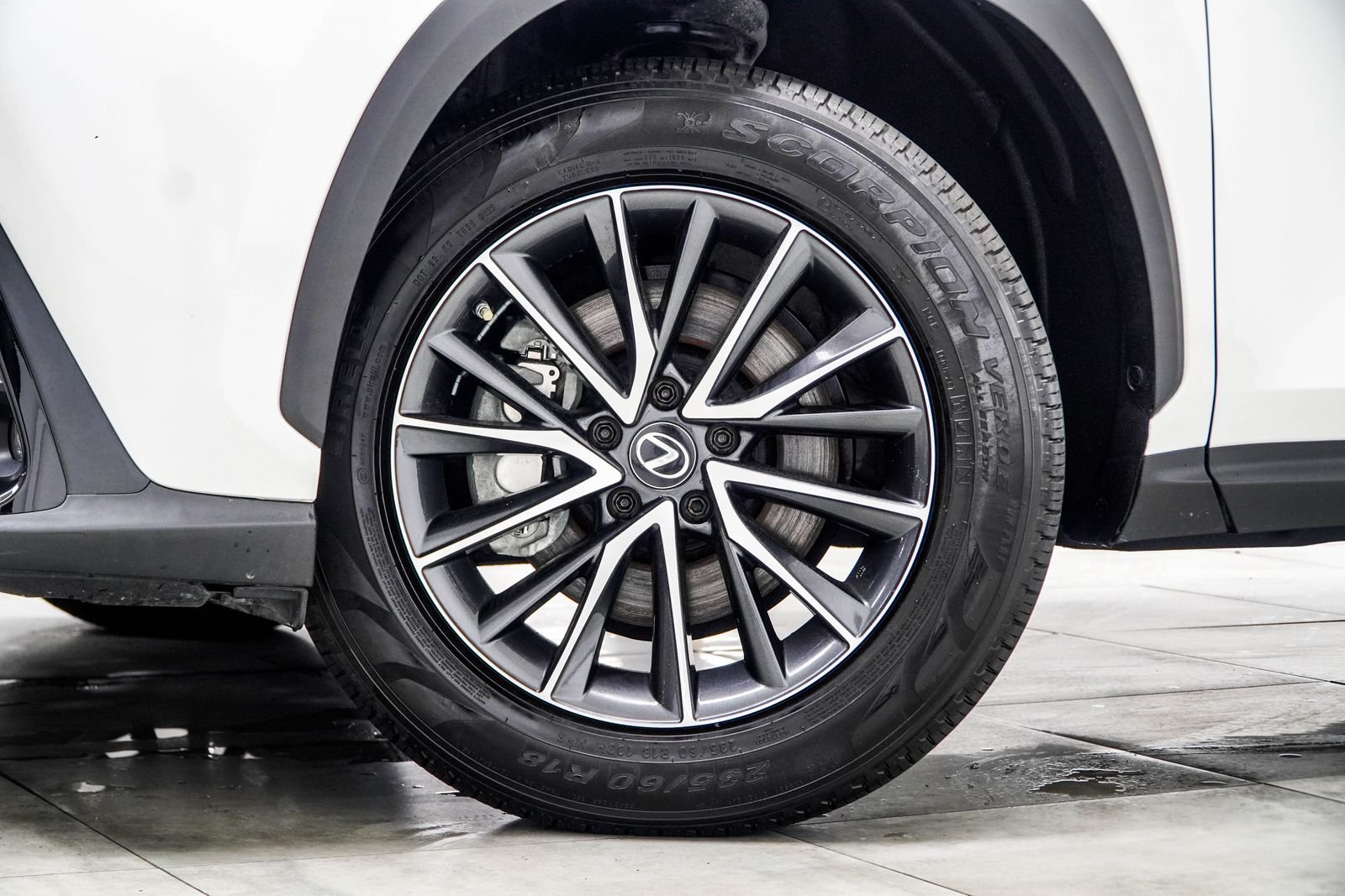 Used 2023 White Lexus 350 Premium image 6