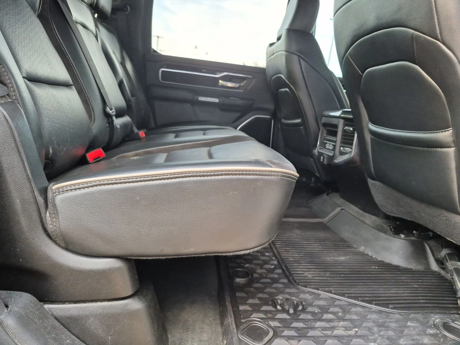 Used 2021 Bright White Clearcoat Ram Laramie image 19