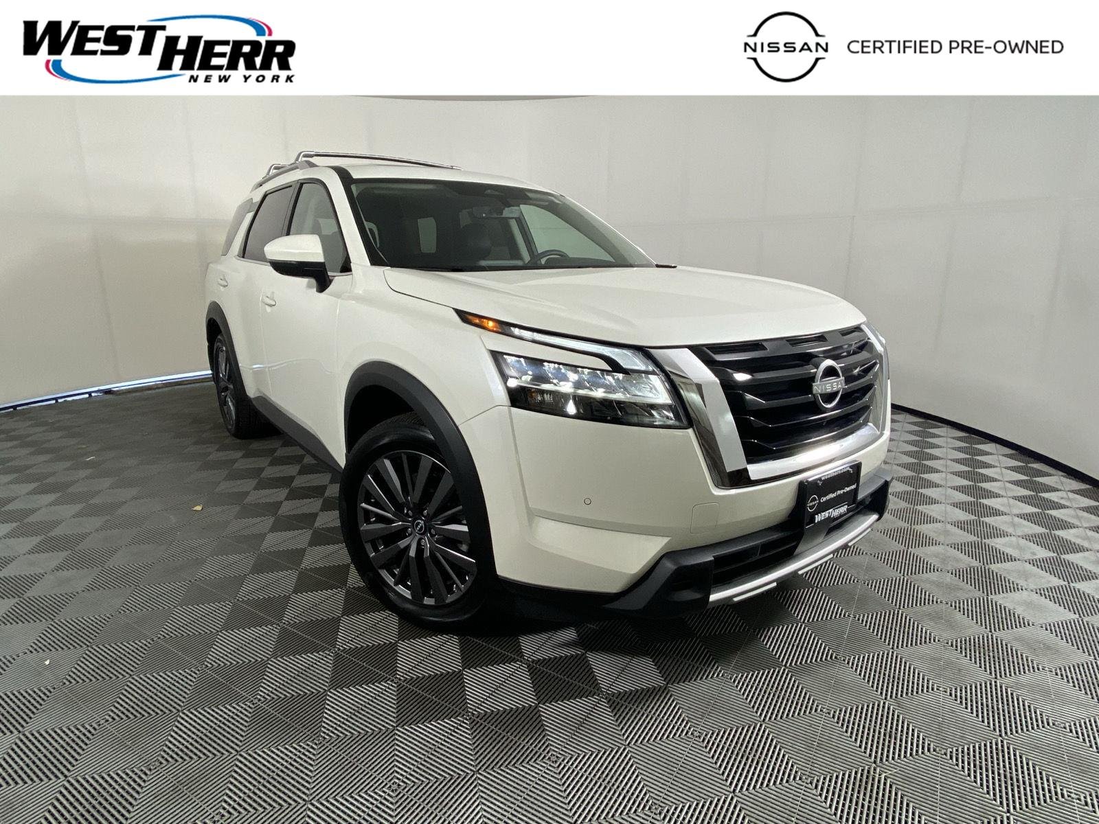 Certified Used 2024 Pearl White Tricoat Nissan SL image 1