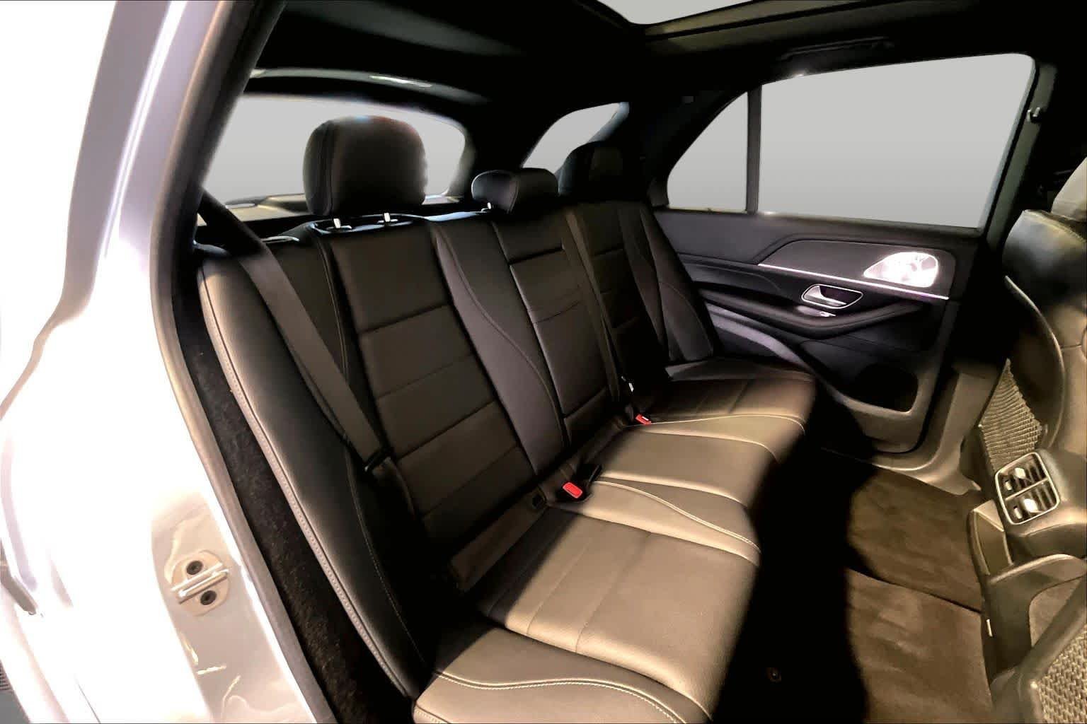 Certified Used 2024 Cirrus Silver Metallic Mercedes-Benz GLE 450 image 19