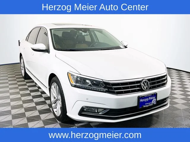 2018 Volkswagen Passat 2.0T SEL Premium Auto's photo