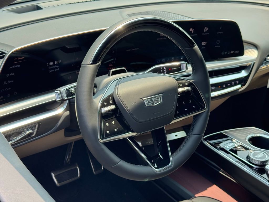 2025 Cadillac LYRIQ Luxury 3 - Photo 17