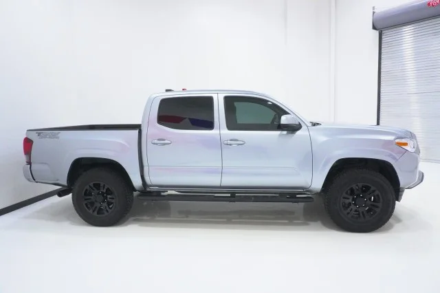 Used 2022  Toyota SR image 4