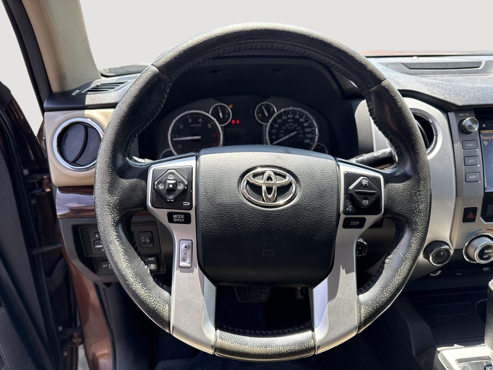 Used 2014 Sunset Bronze Mica Toyota Limited image 17