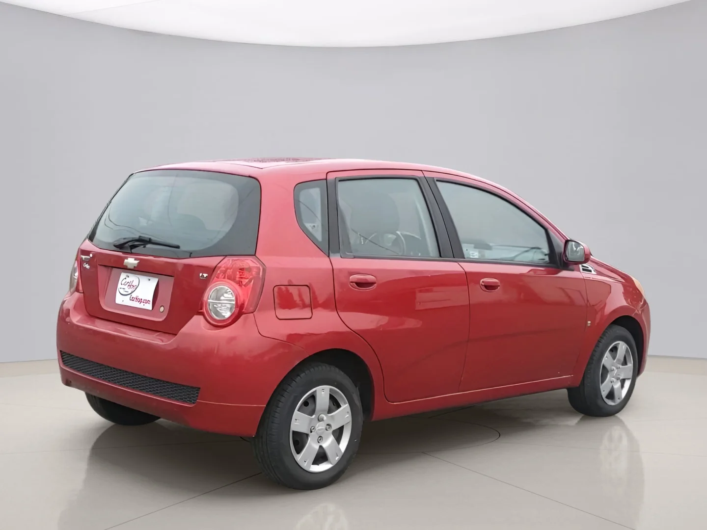 Used 2009 Red Chevrolet AVEO5 LT image 2